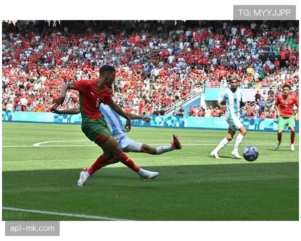 巴拉多利德对阵埃尔切的比赛因电力故障中断半小时 巴拉多利德对阵埃尔切的比赛因电力故障中断半小时